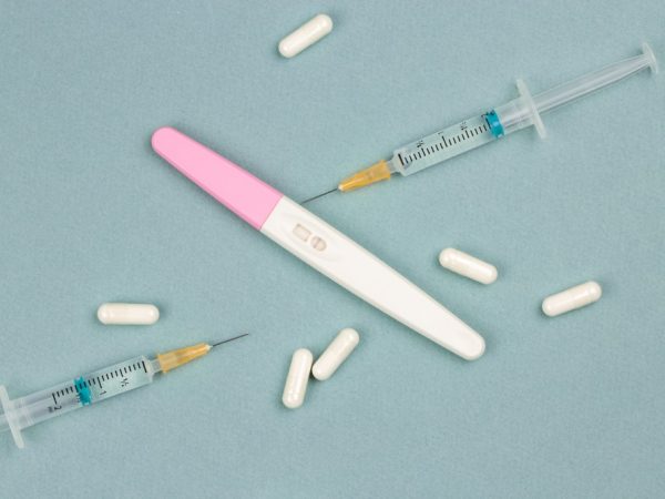 test de sarcina inconjurat de pastile